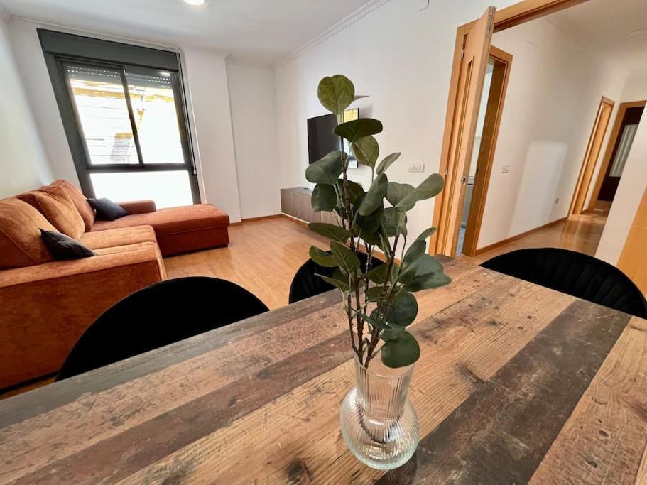 Apartament Vive 4 *